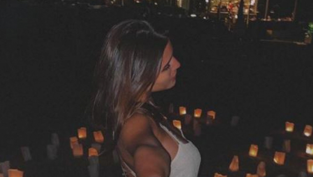 ŠMEKERSKI! Marko Grujić verio prelepu odbojkašicu, a način na koji je zaprosio nikoga nije ostavio ravnodušnim (FOTO)