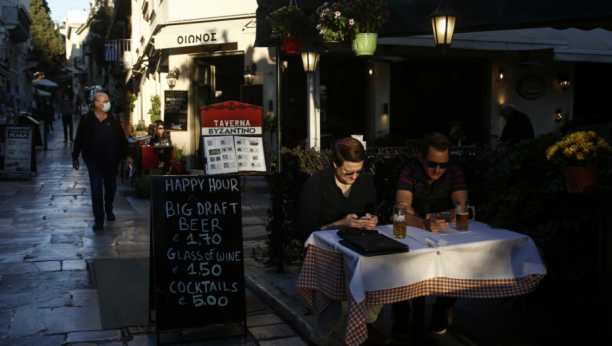 BEZ MILOSTI Inspekcija kreće da češlja ugostiteljske lokale u Grčkoj - Kazne PAPRENE!