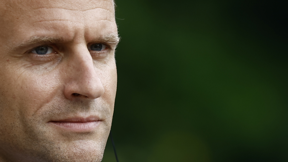 KURTI PREKO MAKRONA HOĆE DA PRITISNE SRBIJU: Francuski lider mu postavio sledeće pitanje!