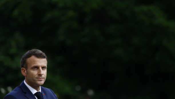 Francuska će graditi šest novih nuklearnih reaktora