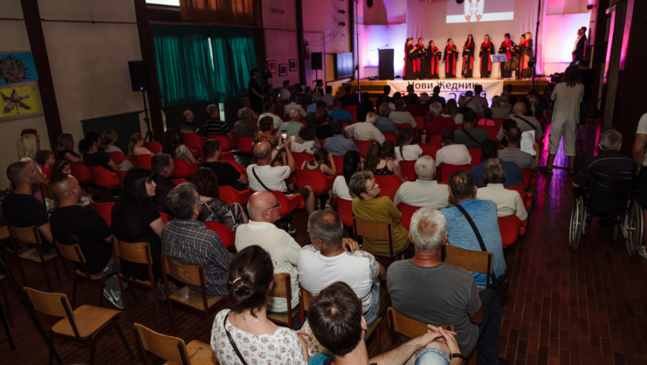 Gradonačelnik Bakić sa meštanima Novog Žednika na stogodišnjici sela