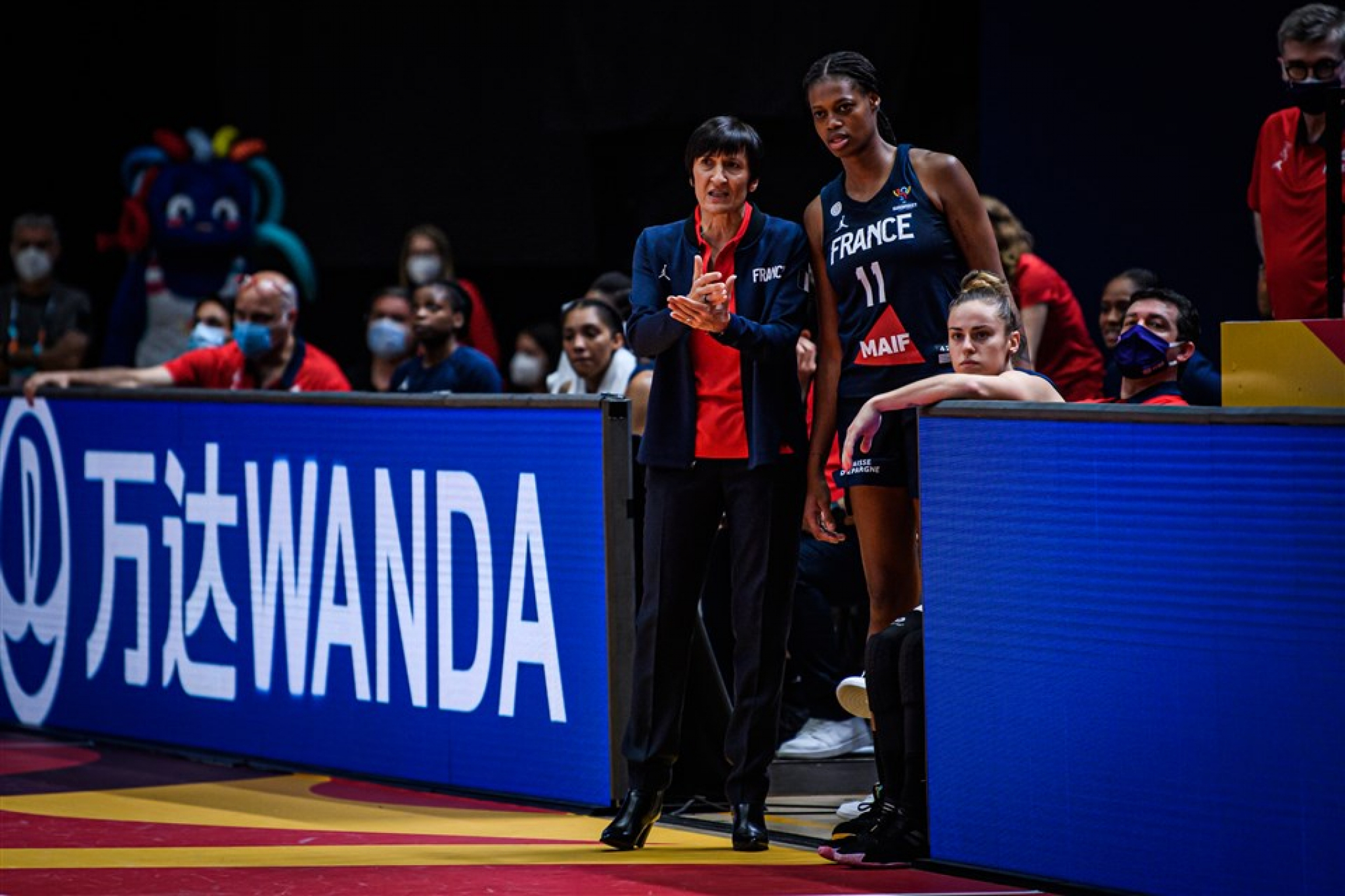 PONOSNO NOSI SRPSKO PREZIME, UDATA ZA NAŠEG KOŠARKAŠA, OBOŽAVA BEOGRAD! Srpska snajka igra protiv 