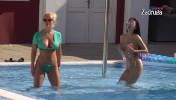 ŽURKA U BAZENU Sanja i Maja zanjihale kukovima u vodi, njihovi minijaturni bikiniji napravili opštu pomjetnju, Ša se opustio kao nikad pre (VIDEO)