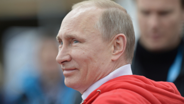 "OSEĆAM SE DOBRO" Putin revakcinisan protiv korona virusa