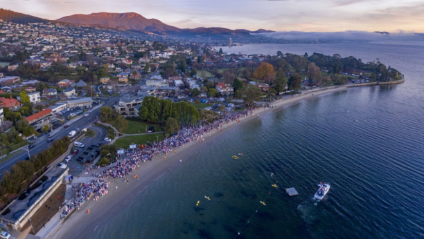 HOROR NA MORU! Devojčica silovana na prepunoj plaži: Odvukao je u more, niko nije gledao!