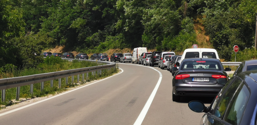 GREŠKA KOJU VOZAČI PRAVE NA PUTOVANJU Nikako ne proveravajte ispravnost auta pred put, evo kada je vreme za to