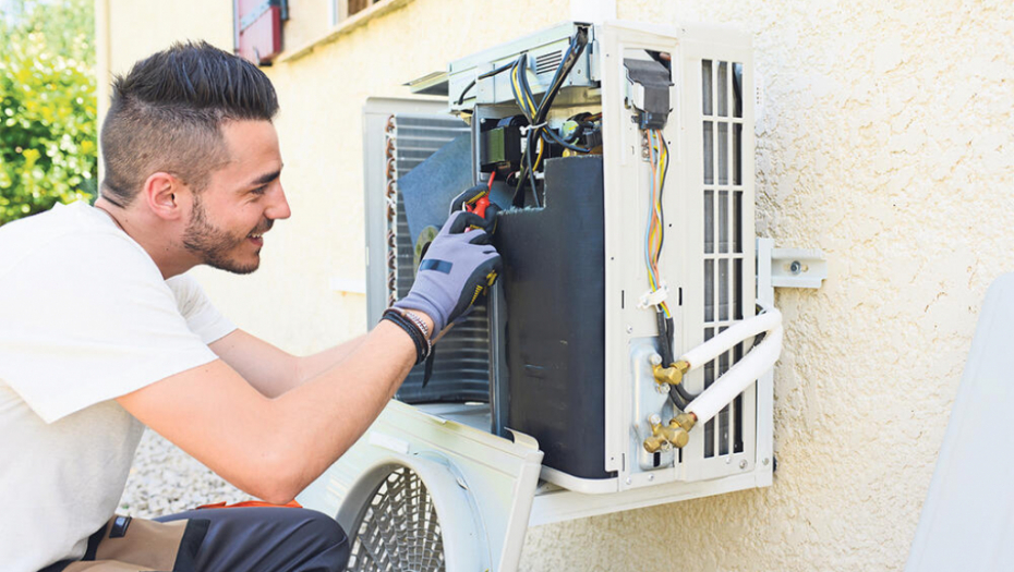 KLIMA UREĐAJI POLIVAJU PROLAZNIKE Građani presavili tabak, pišu prijave, najviše na jednoj opštini