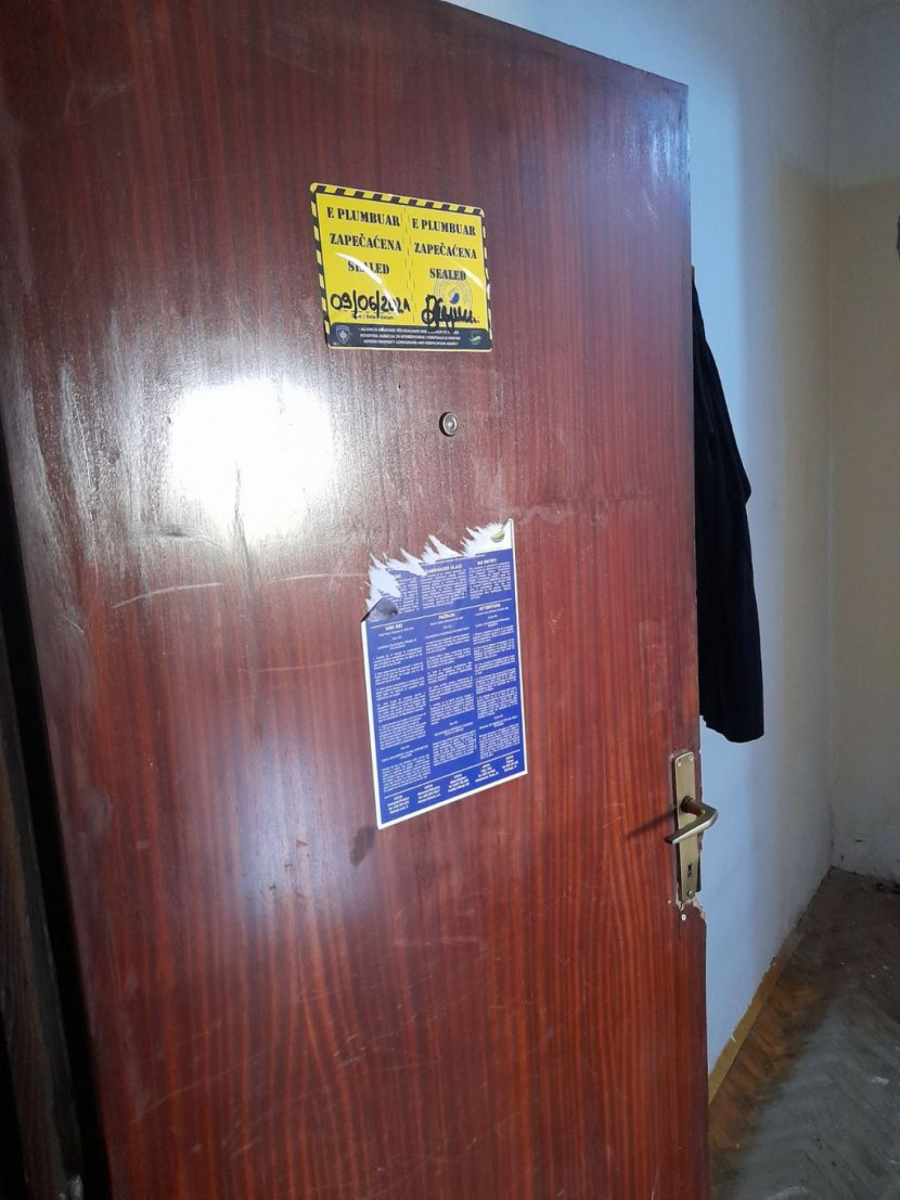 POVRATNICI NA KIM PONOVO OBIJEN STAN Dragica Gašić u Đakovici opet na meti Šiptara