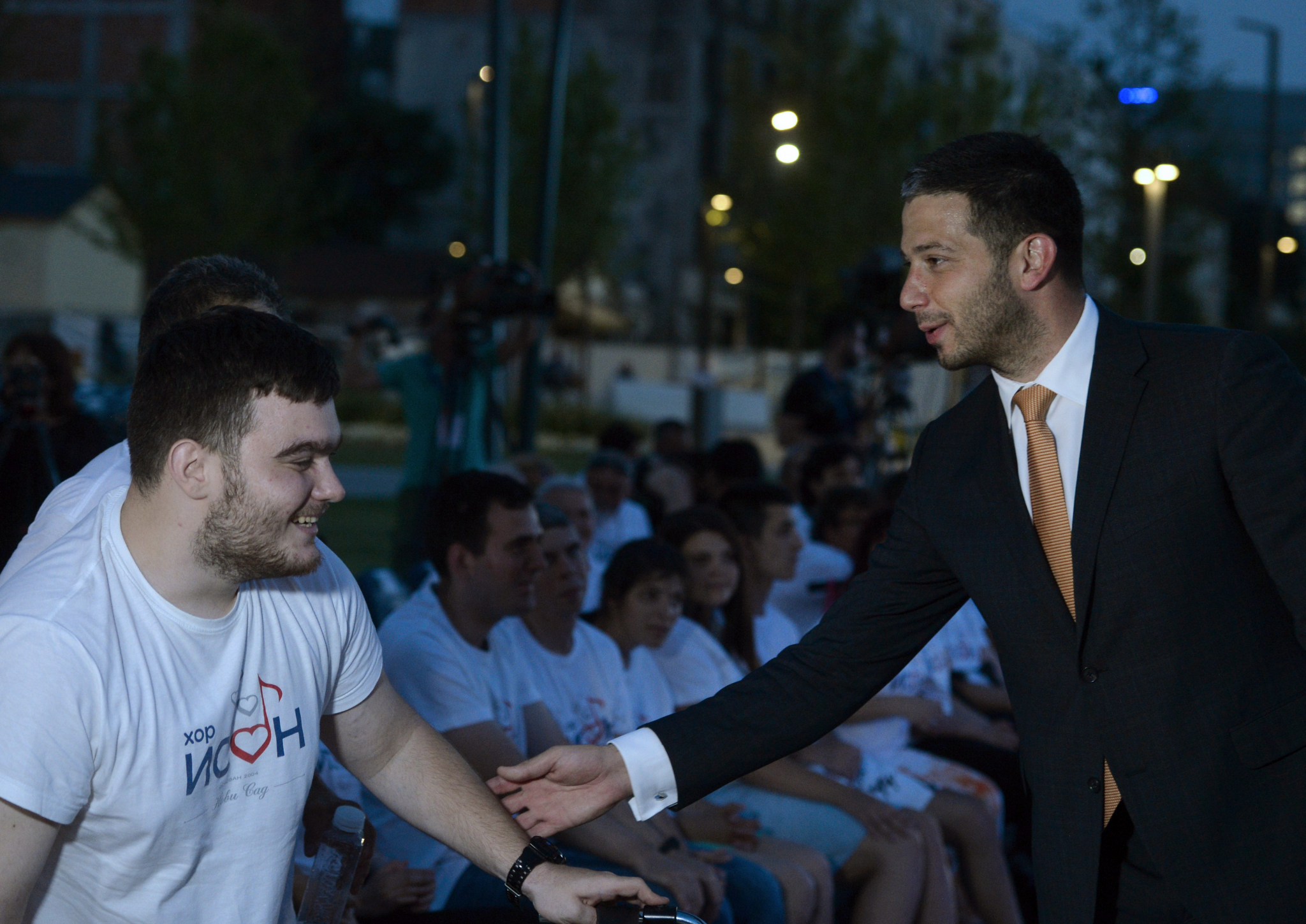 ODRŽAN VELIČANSTVEN I MAESTRALAN KONCERT ISPRED SPOMENIKA STEFANU NEMANJI: Ministar Udovičić prisustvovao izvođenju simfonijske poeme 