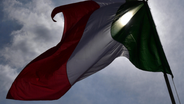 "IZ BEZBEDNOSNIH RAZLOGA" Italija proterala 30 ruskih diplomata