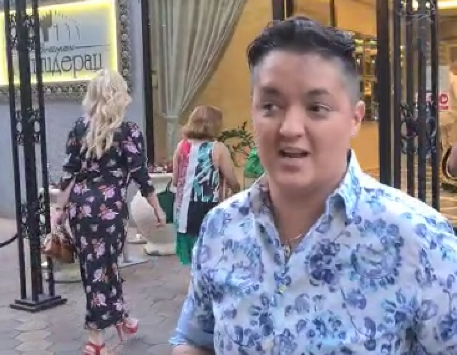 PEVAO JE SA OCEM O KLANJU SRBA! Oglasila se Marija koja je bila mentorka Sadiku, pevačica zanemela, uspela da izusti samo ovo! (VIDEO)