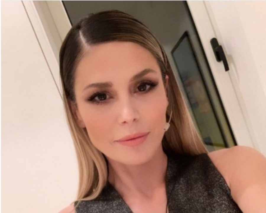 INCEST SA ŠIŠKAMA, GENETSKI POZITIVAN MOZAK Ovo su najveći lapsusi sa naše estrade koji su nas nasmejali do suza!