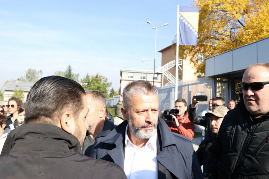 OGLASIO SE RATNI ZLOČINAC NASER ORIĆ Progovorio o Sadiku Hasanoviću, pa zgrozio komentarom o klanju Srba u Kravic