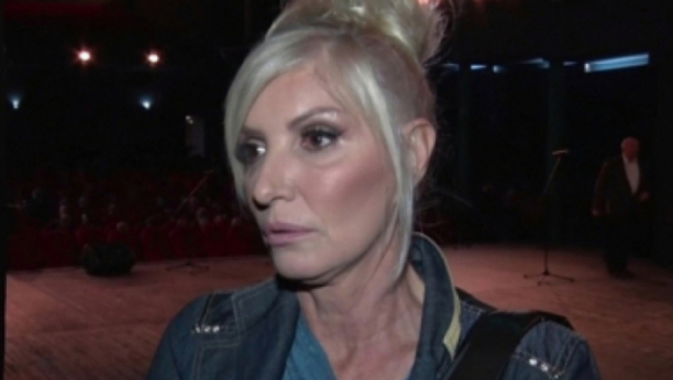 OTVORILA DUŠU Dragica Radosavljević Cakana nikada iskrenije o privatnom životu