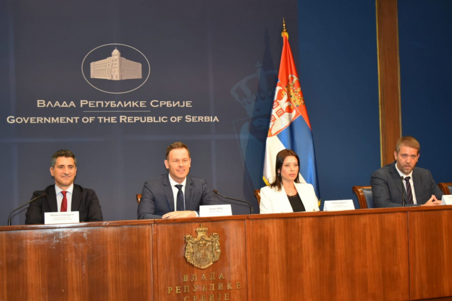 ČISTIJI VAZDUH ZA GRAĐANE KRAGUJEVCA Ministarka Irena Vujović potpisala ugovor sa EBRD vredan 18 miliona evra