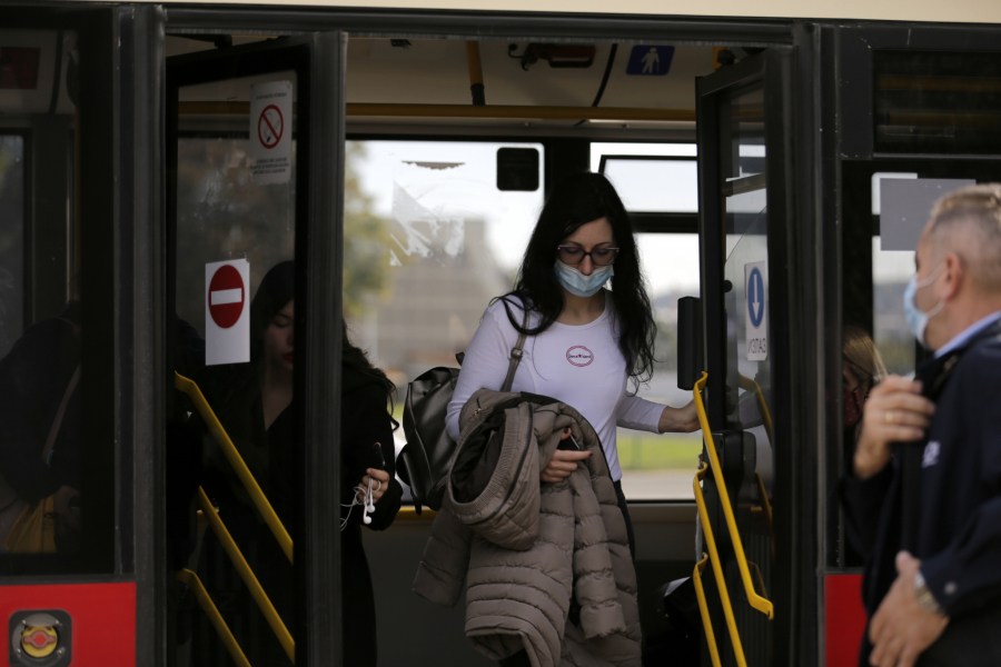 PRIVATNO OBEZBEĐENJE U GSP NUŽNOST Može da reaguje samo u slučaju fizičkog napada na kontrolore