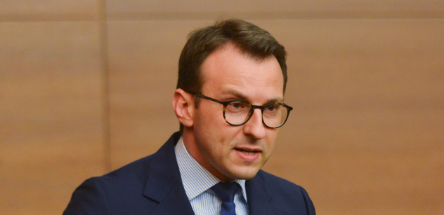 PETKOVIĆ PORUČIO ĐILASU Sramota je da neko ko je zgrnuo 619 miliona, a ništa nije dao za Srbe na Kosovu, napada Vučića!