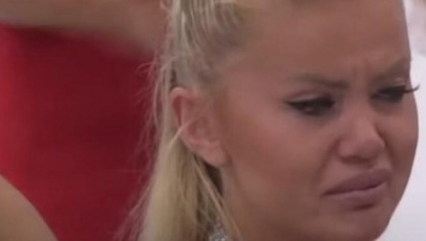 NAKON JEZIVIH PRETNJI SMRĆU! Oglasila se Sanja Stanković, zadrugarka van sebe zbog stravičnih poruka, mora hitno u policiju!