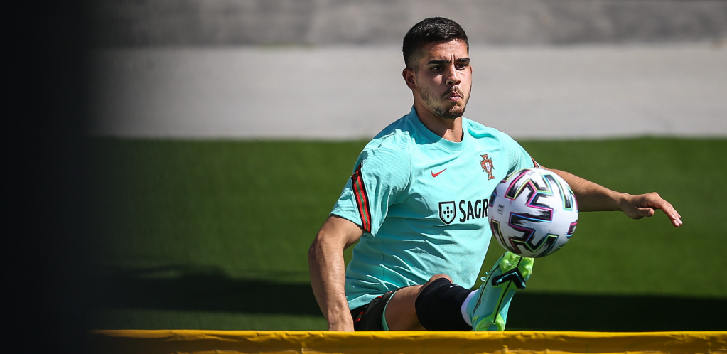 SRBI OSTALI BEZ SAIGRAČA Lajpcig ga kupio za 23 miliona evra