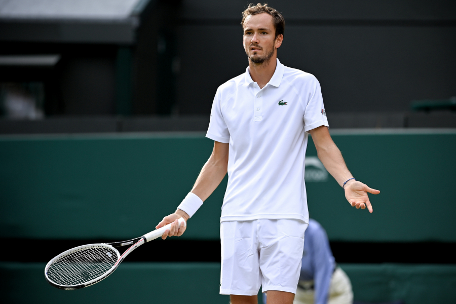 MORAM DA PRATIM TO ŠTO ĐOKOVIĆ GOVORI! Najveći konkurent rešio da sluša Noleta i njegove savete!