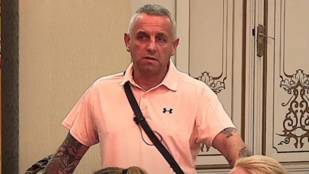 ISPROZIVAO MLADE REPERE: Vojaž i MC Stojan su mutant eksperiment, pojma nemaju da pevaju