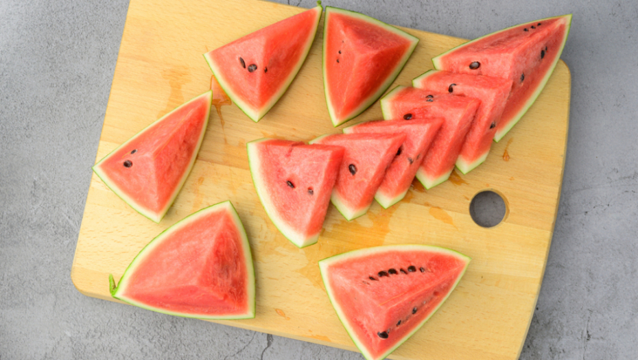 Posolite lubenicu: Kada saznate zašto, odmah ćete to uraditi