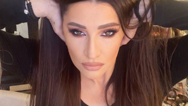 LAVICE KOJE SU USPELE DA PREŽIVE NAJTEŽE BOLESTI! Ove dame sa javne scene su prošle kroz jezive  momente i iz bitke za život izašle još jače!