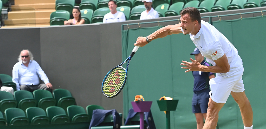 NOVAK SAZNAO IME RIVALA  U ČETVRTFINALU!  Autsajder napravio iznenađenje i zakazao duel sa prvim teniserom sveta!