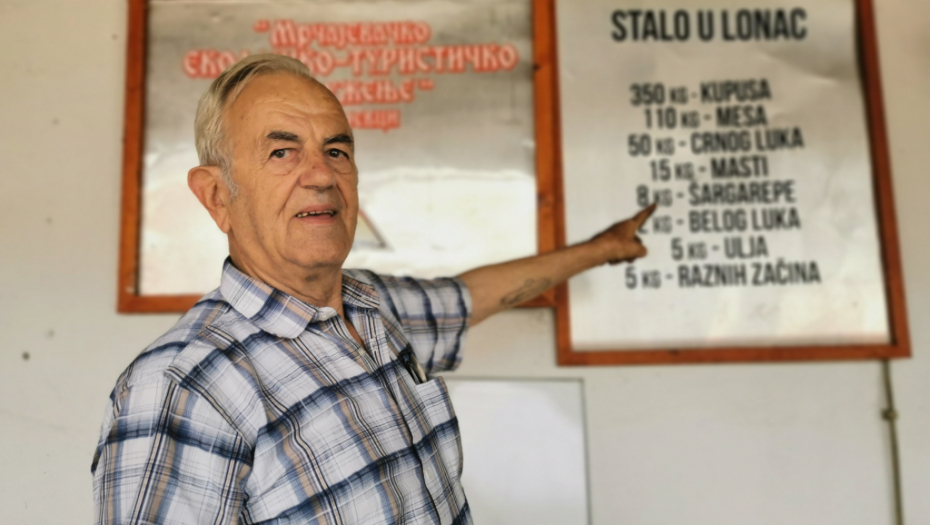 PENZIONER IZ MRČAJEVACA OBORIO SOPSTVENI REKORD: Napravio lonac za svadbarski kupus koji može nahraniti preko 1.000 ljudi