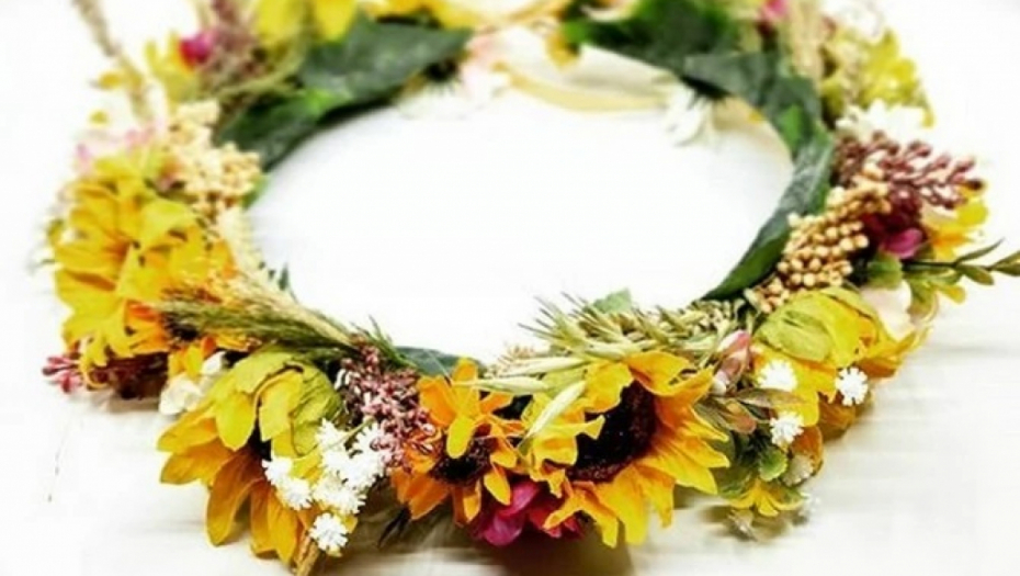 SUTRA JE IVANJDAN! Večeras obavezno okačite venčić iznad vrata, ujutro vas čeka iznenađenje