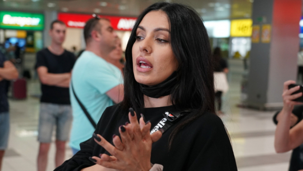 VRATI SE PROSTITUCIJI, TO TI JE NAJBOLJE! Tanju Savić napali, ona se borila sa suzama dok je slušala ove reči!