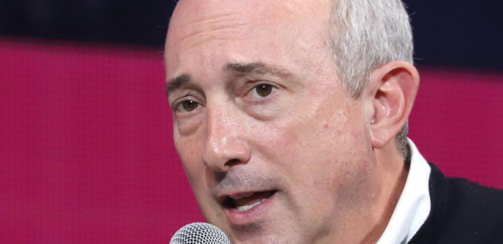 LEKAR KOJI JE PRODUŽIO ŽIVOT STIVU DŽOBSU ZA 7 GODINA TVRDI: Rak spava u svakom od nas! Ako ovo radite možete ga probuditi!