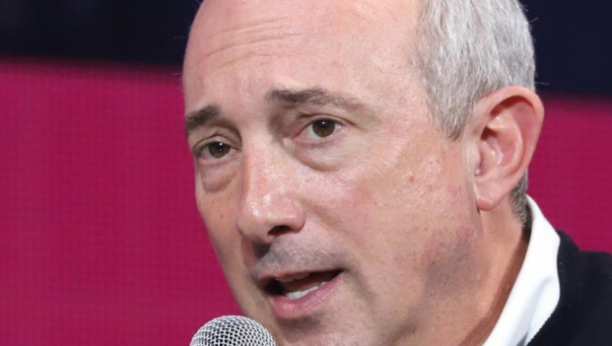 LEKAR KOJI JE PRODUŽIO ŽIVOT STIVU DŽOBSU ZA 7 GODINA TVRDI: Rak spava u svakom od nas! Ako ovo radite možete ga probuditi!