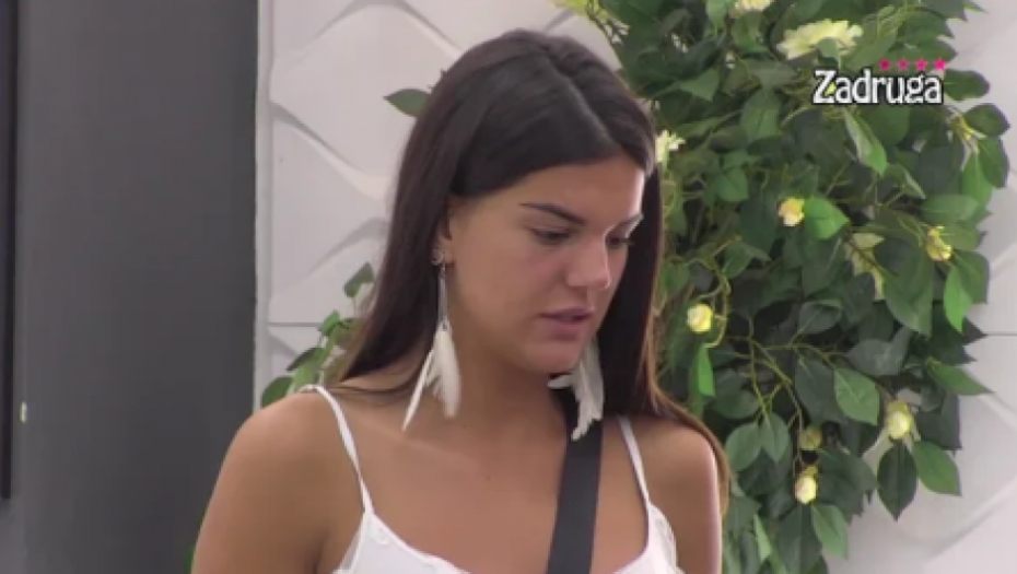 NAJVIŠE JU JE PONIZIO! Jovana odbija da osudi Karića ga gnusne uvrede, a on sve svalio na nju, zadrugari u neverici