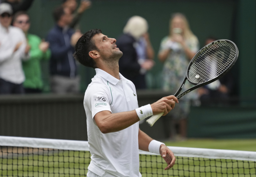 IMAO JE SAMO JEDAN ZAHTEV! Organizatori Vimbldona ne poštuju Đokovića!