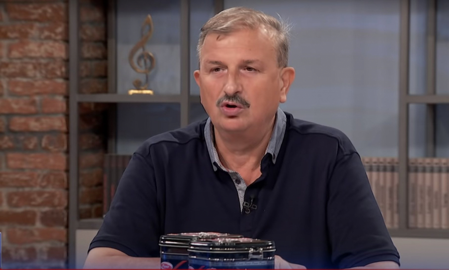 ĐILASOV KANDIDAT ZA PREDSEDNIKA BIO MARIONETA STRANACA Ponoš po nalogu Engleza ukinuo najslavnije brigade naše vojske