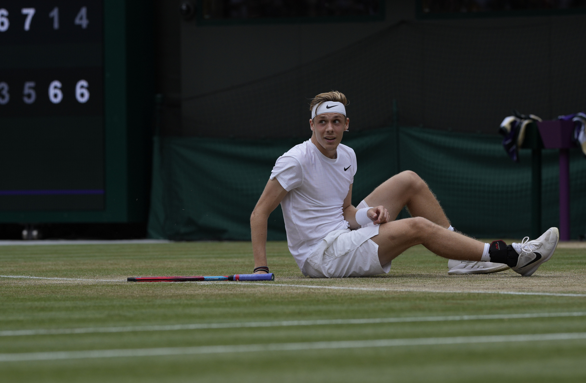 ONA JE NAJVEĆA PODRŠKA NOVAKOVOG PROTIVNIKA! Denis Šapovalov je u ljubavi sa prelepom koleginicom, zgodna Mirjam  je osvojila srce mladog Kanađanina! (FOTO)