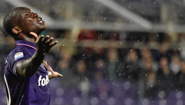 SAIGRAČ SE SRUŠIO PRED OČIMA SRBINA! Nova drama na terenu! (FOTO)