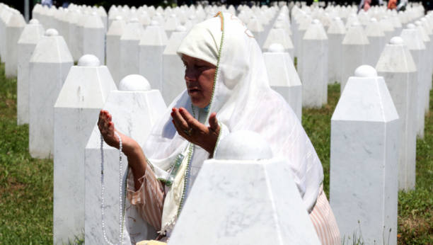KOMEMORACIJA U POTOČARIMA 27. godišnjica zločina u Srebrenici