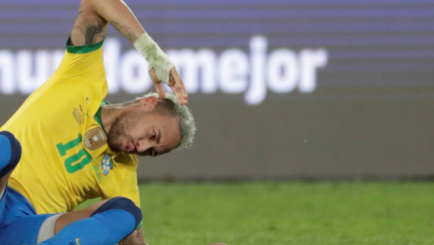 NEJMAR ISKUKAO PENAL ZA SVOJ TIM Iako stvarno nije bilo potrebe, brazilski fudbaler nije mogao da odoli (VIDEO)