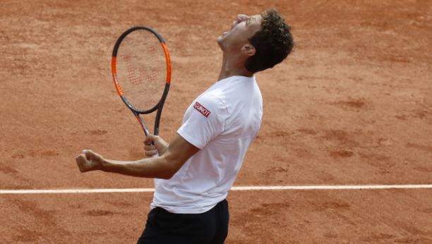 ŠTA TI DEČKO RADIŠ Izgubio, a onda je umalo nastradao sudija posle njegovog izliva besa (VIDEO)