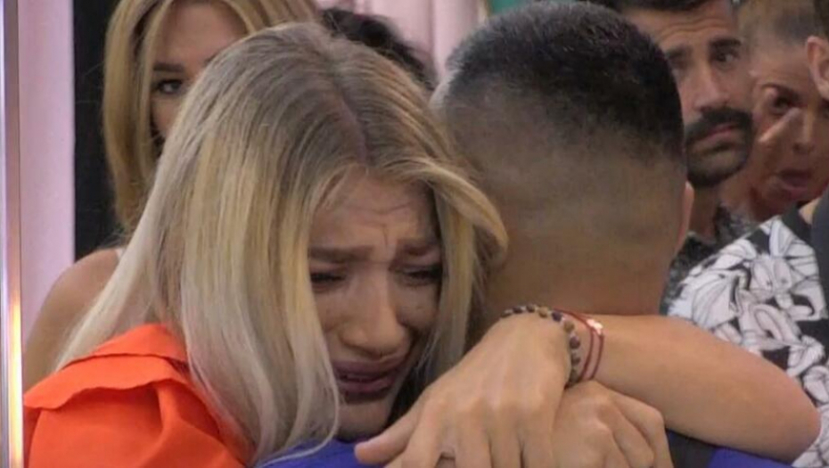 NIJE MU ZABORAVILA UVREDE I MIRELU! Milica Kemez totalno iskulirala Boru, nije ga ni pogledala, a on zanemeo zbog njene reakcije!