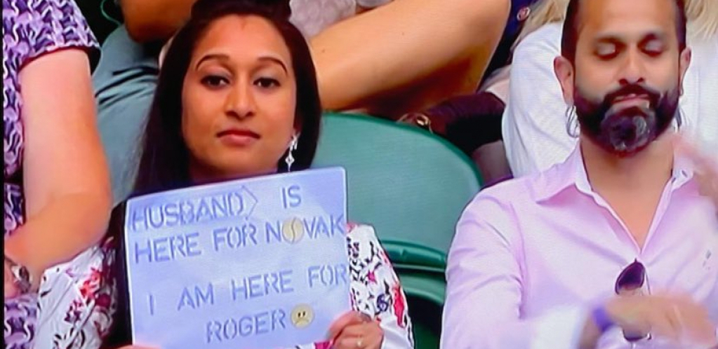 NAJVEĆA ISPALA VIMBLDONA Kamera je uhvatila nju i muža, a ona je to iskoristila i poslala poruku koja je nasmejala planetu