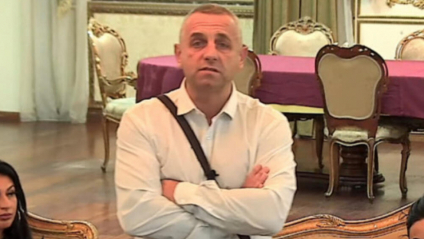 ISPROZIVAO MLADE REPERE: Vojaž i MC Stojan su mutant eksperiment, pojma nemaju da pevaju