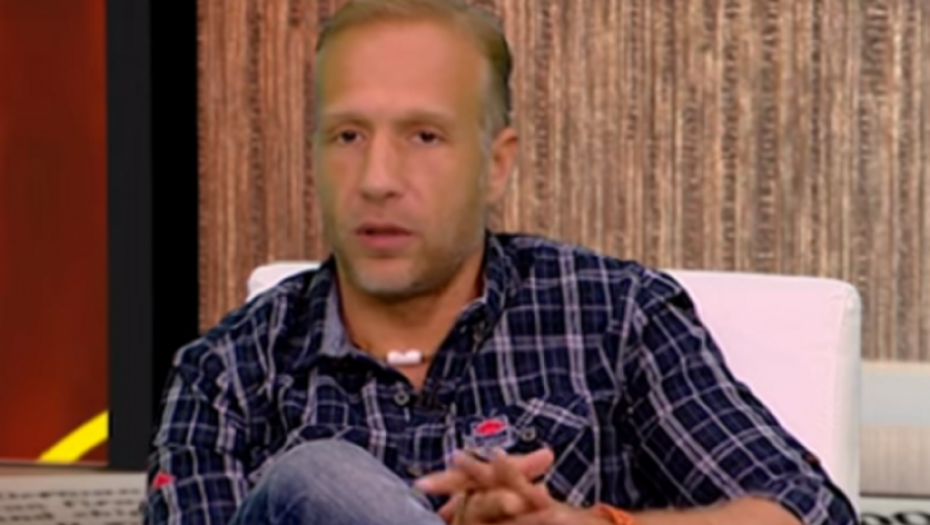 OSTAO BEZ PRIJATELJA? Milan Kalinić slavi rođendan, a čestitale mu samo aplikacije! (VIDEO)