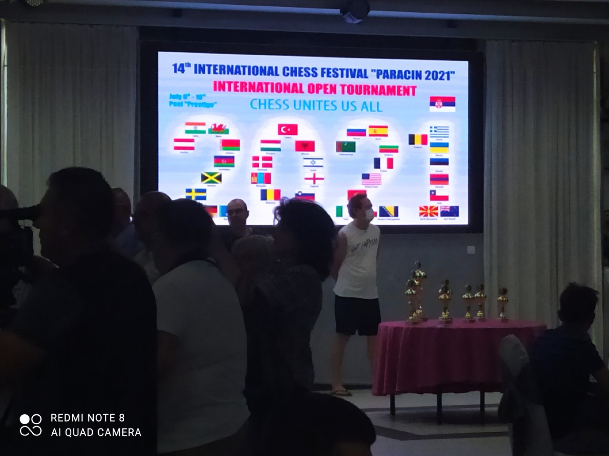 PARAĆIN DOČEKAO ŠAHISTE RAŠIRENIH RUKU Prvi favorit Ter-Sahakjan krenuo silovito, ostali uglavnom očekivano, ali i uz nekoliko iznenađenja