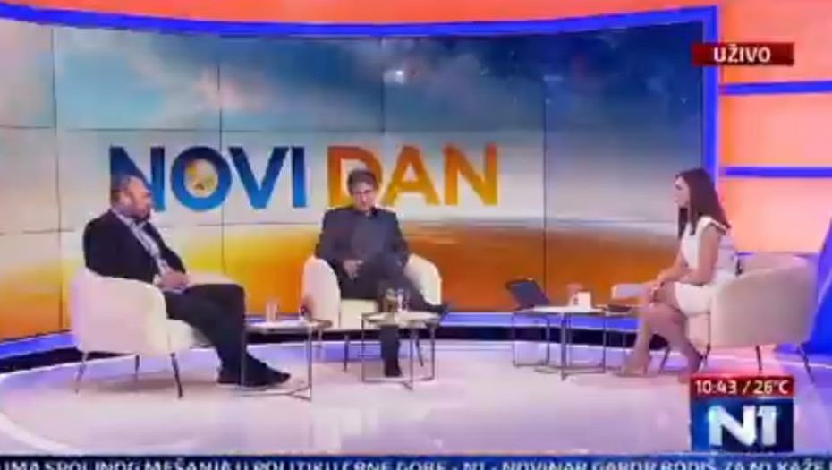 PANOVIĆ ISMEJAO ĐILASA Tako je i moj drug rekao "nemoguće je da Vučić ima ovoliku podršku", a ja mu kažem: "Od 30 vas, 16 je za Vučića!