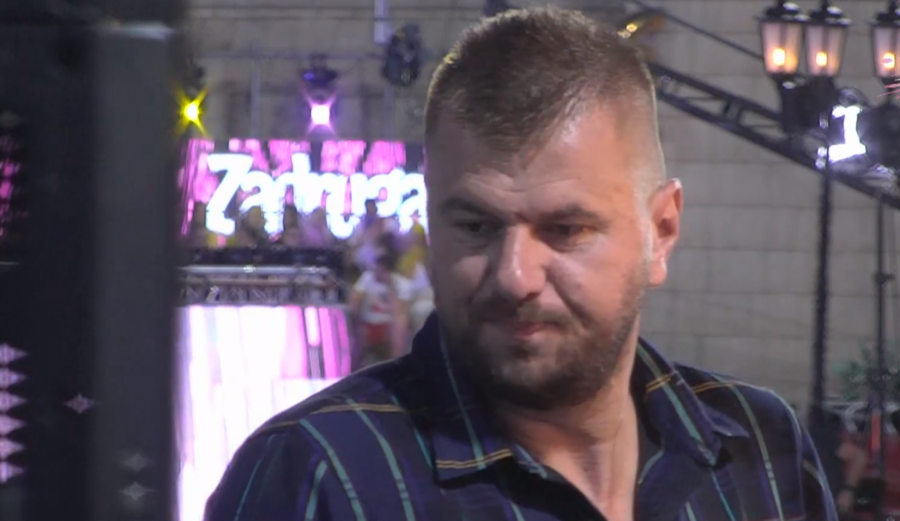 JANJUŠ OBJAVIO FOTKU SA BIVŠOM ŽENOM  Vratio se Eni, a ovako je to saopštio!