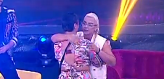 MAMICE, ZAŠTO SI TAKO SMRŠALA?  Miljana zauzela treće mesto u Zadruzi, a čim je ugledala majku Mariju, počela je da plače kao kiša!