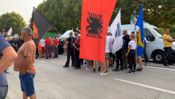 BRUKA Zločinačka muslimanska vojska na "Maršu mira" u Potočarima (FOTO)